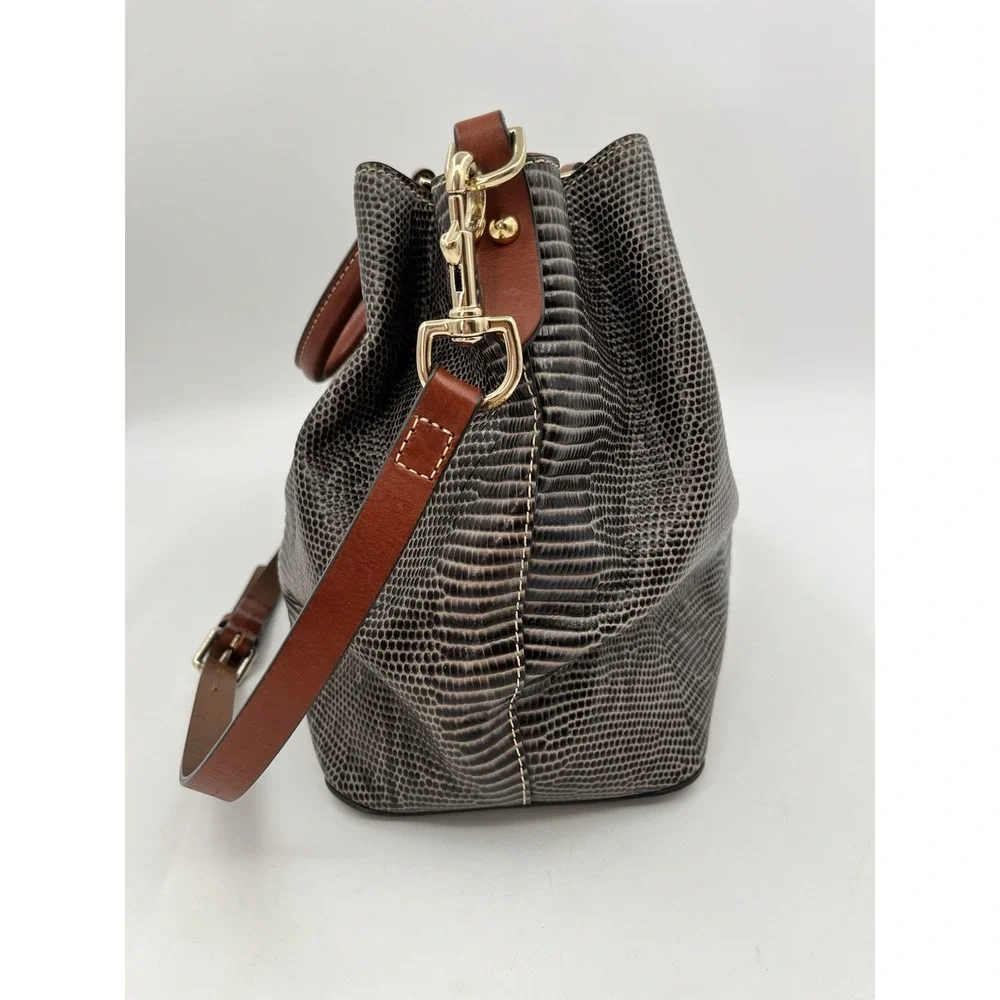 Dooney & Bourke dooney bourke